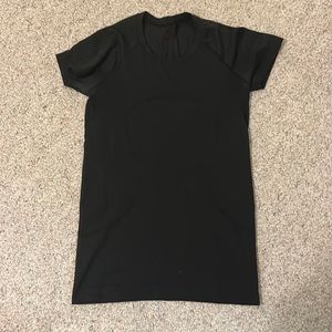 Black Lululemon short sleeve swiftly tech
